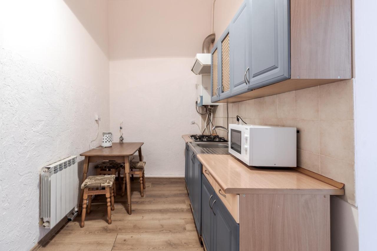 Striltsiv Apartment Lviv Exterior photo