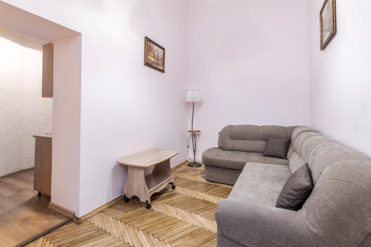 Striltsiv Apartment Lviv Exterior photo